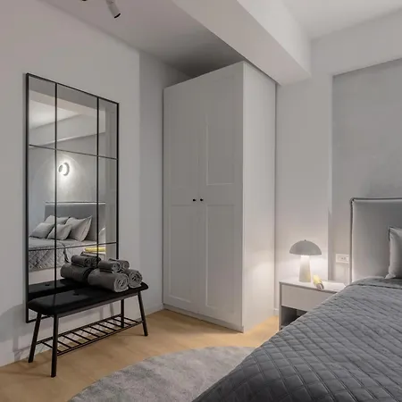 Appartement Moonlight Studio Near City Center
