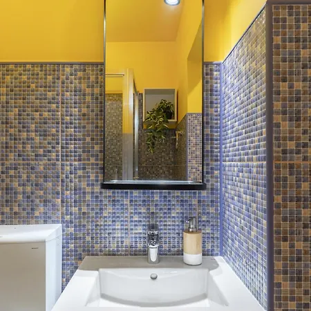 Moonlight Studio Near City Center * Bucarest